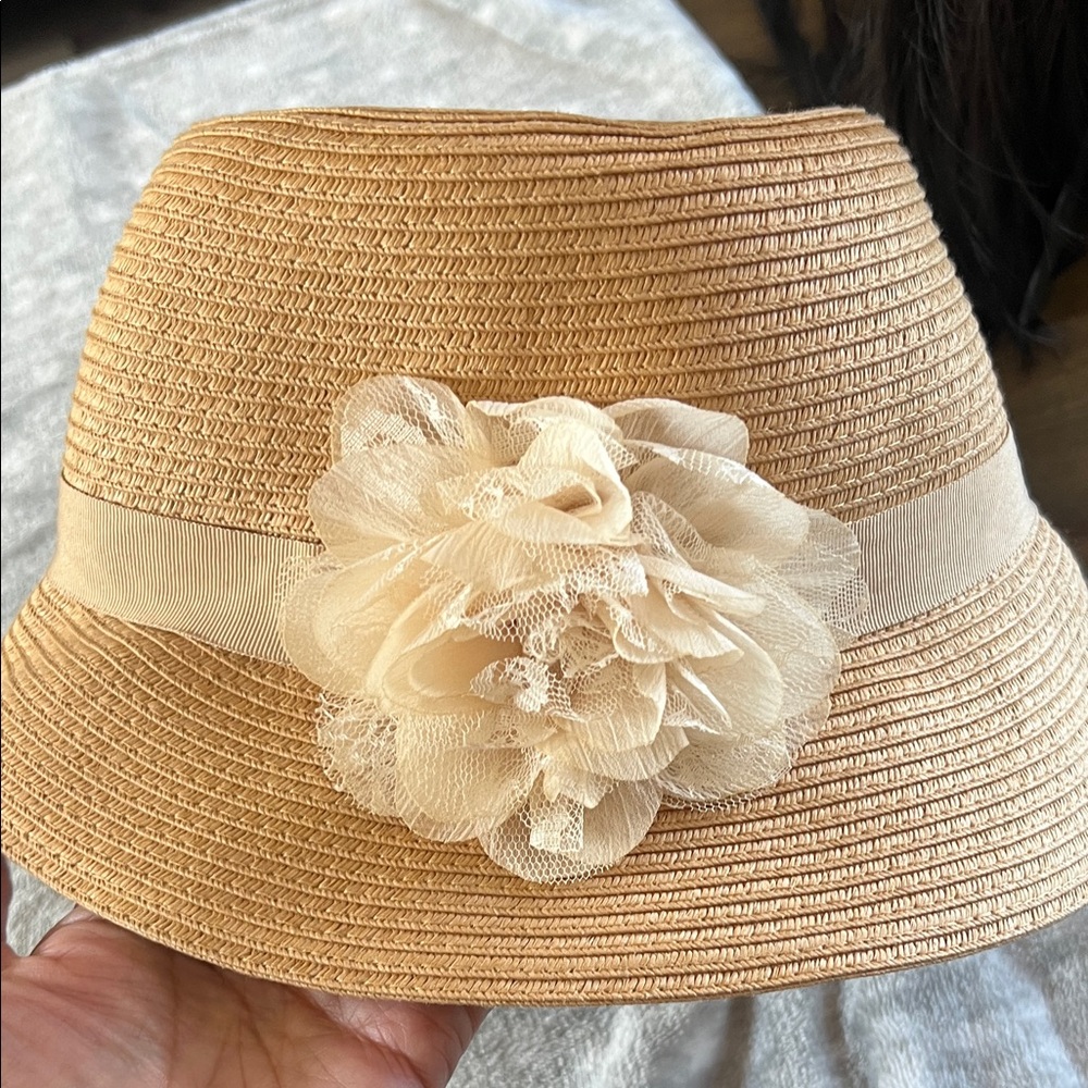 August Hats Tan Floral Accent Women's Hat - Picture 6 of 7